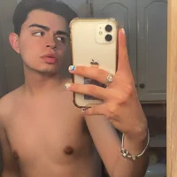andrescasst's Profile Pic