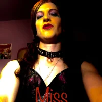 kourtneyB's Avatar Photo