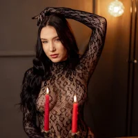Ảnh Đại Diện NikkiGoldSide