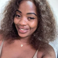 รูปอวาตาร์ของ SweetJuicyLipsCandy