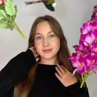 SamLougheed Φωτ, Προφίλ