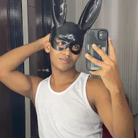 thomasdaltonn's Profile Pic