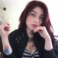 Lilith_magenta webcam model