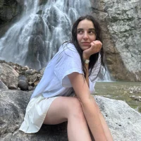 EdwinaBrayton's Avatar Photo