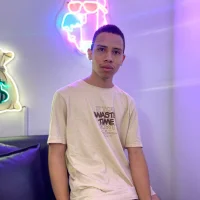 Elliot_Roselli's Profile Pic