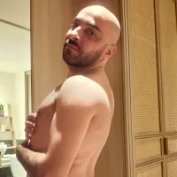 arabgayjor Adlı Modelin Avatarı