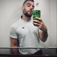 Agm4032's Profile Pic