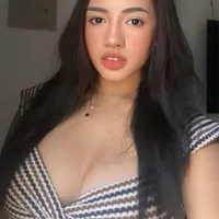 JanellaFakhoury webcam