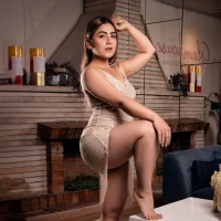 AriaRous Φωτ, Προφίλ