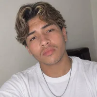 SofiaHotVibes' Avatar Pic