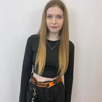LynnBurt's Profile Pic