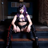 skarlett_demise's Profile Pic