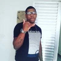 Finha30's Profile Pic