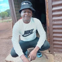 Oratile-200012's Profile Pic