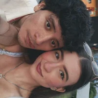 Alex_and_mia06 webcam