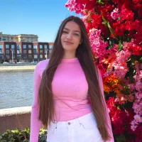 lolynesty's Avatar Pic