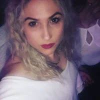 LinaFerrari's Profile Pic