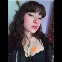 eimy-coopper's Profile Pic