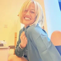 Milfshake227 Φωτ, Προφίλ