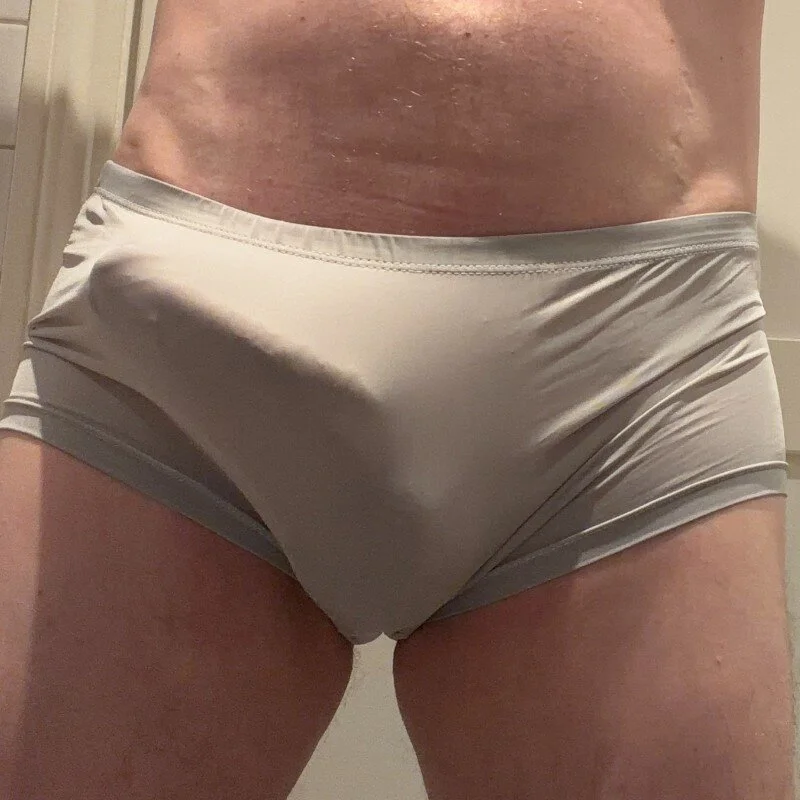 longwetsub1 profile photo