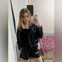 EvaXSmile's Profile Pic