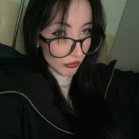 SakuraDreamm webcam