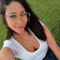 LinaFoox's Profile Pic