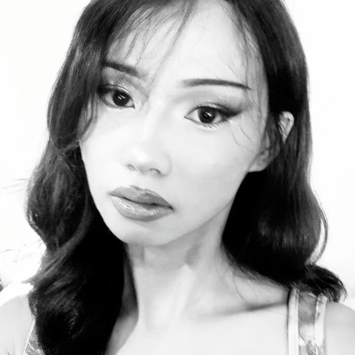 ShineBrightLike_Luna profile photo
