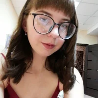 best_Mila Φωτ, Προφίλ