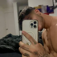 _Jhonson_79's Profile Pic