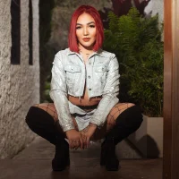 صورة الملف الشخصي لـ rosalinemay