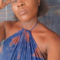 Curvy_Dee's Avatar Pic