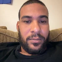 yeisonrrrr 的个人资料图片