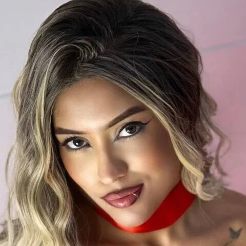 MystiqueXXX live cam profile