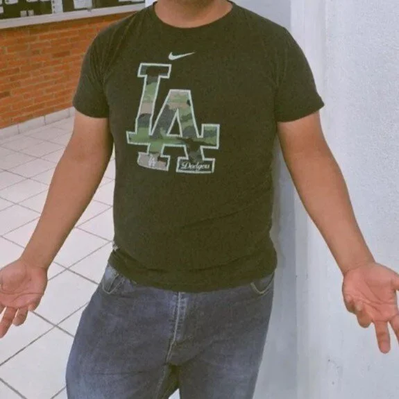 hombredejado profile photo