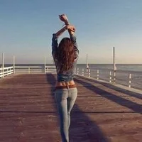 Mila_Beauty Φωτ, Προφίλ