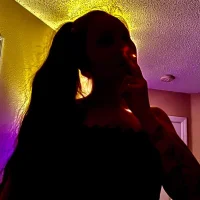 صورة الملف الشخصي لـ ThatOneHotGILFKat