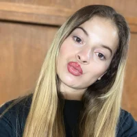 AriBeautiful avatarbilde