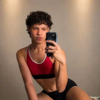 nyx_white_Gay