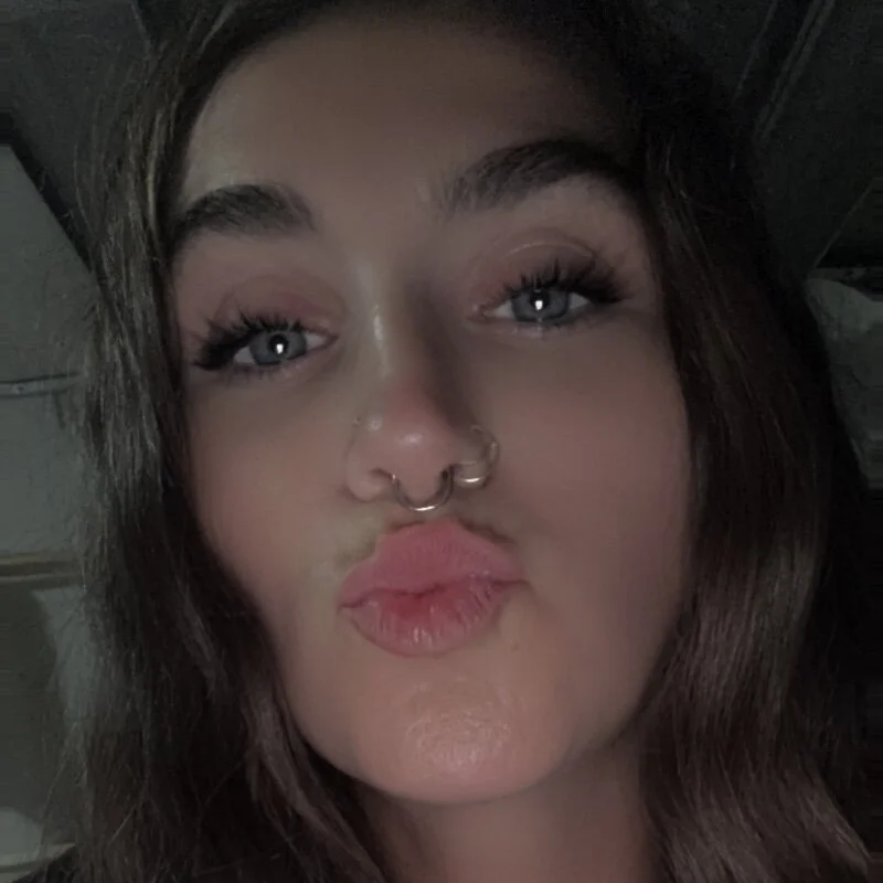 Tikisweetz25