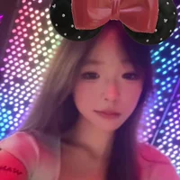 yangyang520-18girl webcam