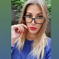 RileyMooree's Avatar Pic