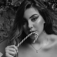 ana_becker1's Profile Pic