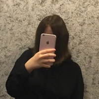 molly_lesser's Profile Pic