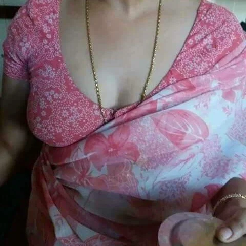 oviyasree011 profile photo