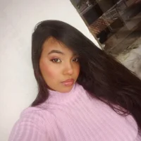 JullyBotelho's Profile Pic