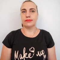 AnnePretty's Profile Pic