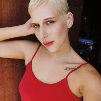 rebeccalunalux 的個人資料圖片