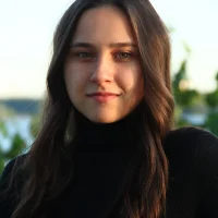 MaeAmber's Profile Pic