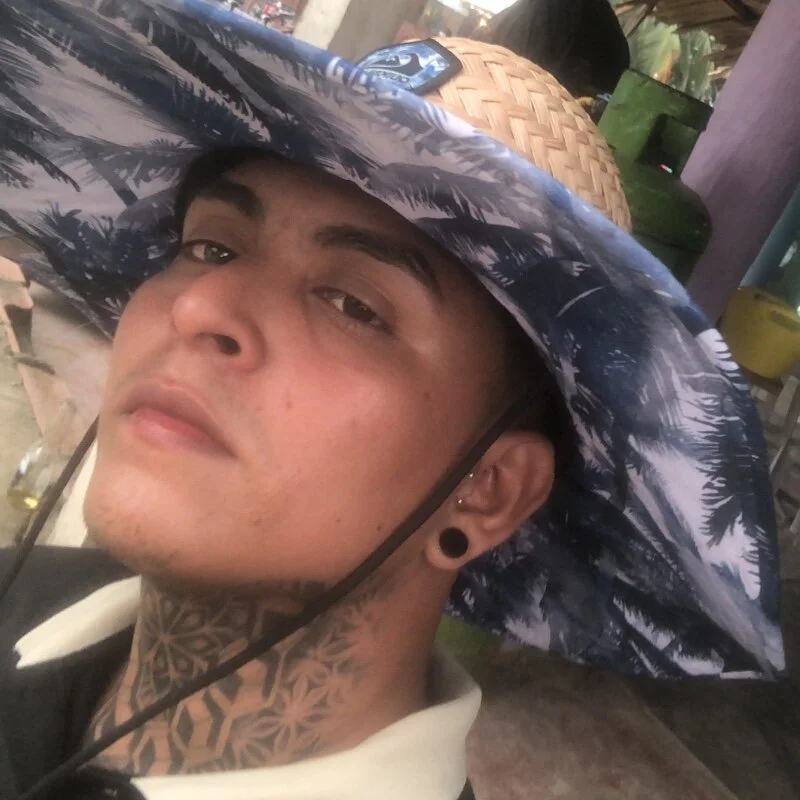 stud_hot profile photo